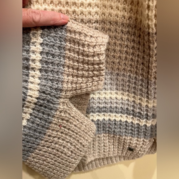 Eddie Bauer 3/4 zip front sweater S - Picture 4 of 9